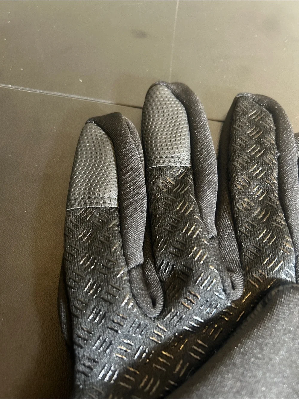 B-Forest thermal windproof-gloves featuring a water-resistant softshell Size S